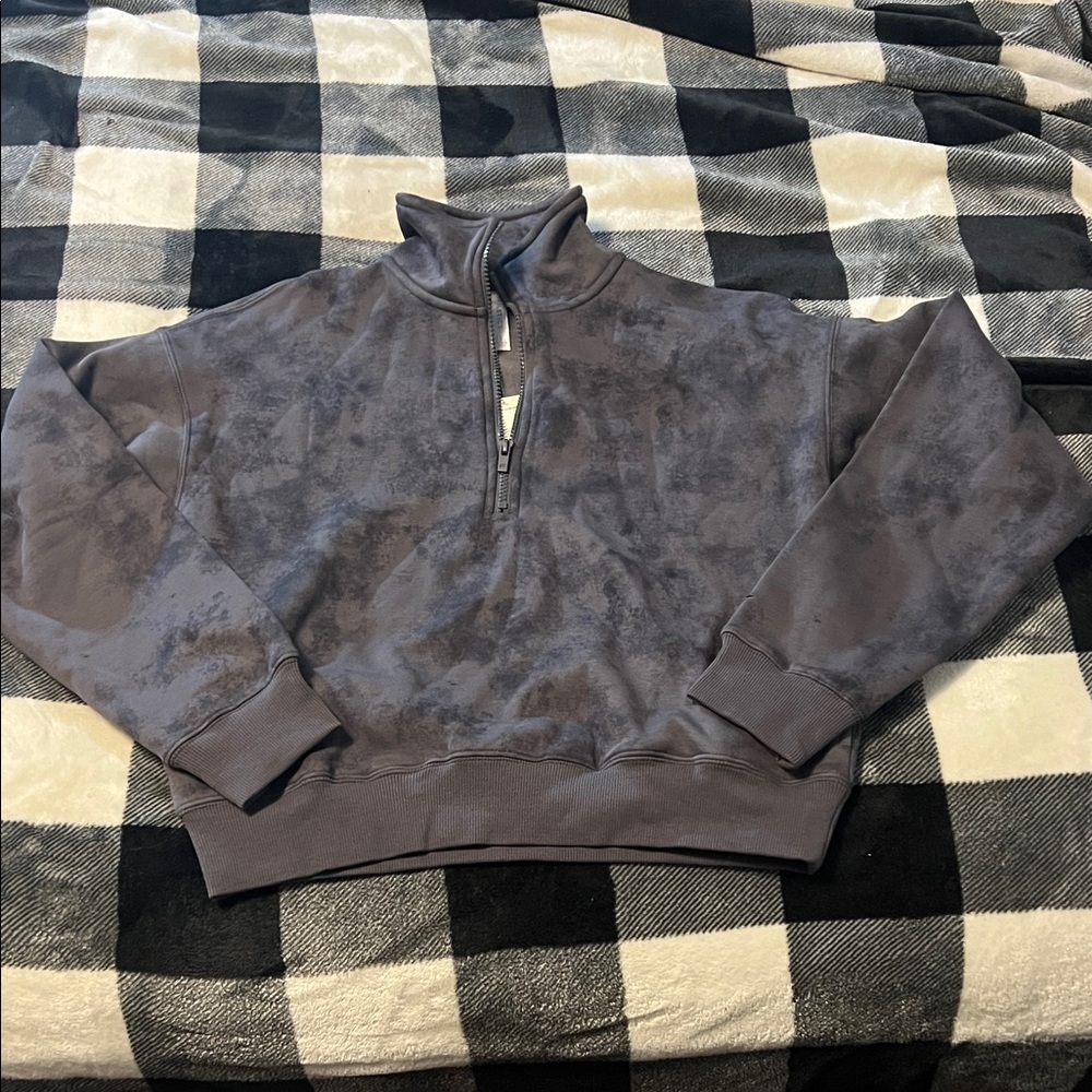 Fabletics Charcoal Cozy 1/2 Zip-Up Sweatshirt. Size Small